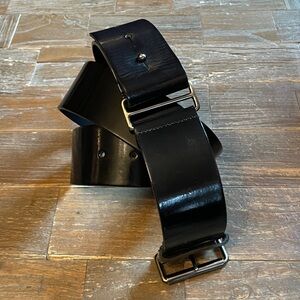 Burberry London Shiny Leather Wide Belt🖤